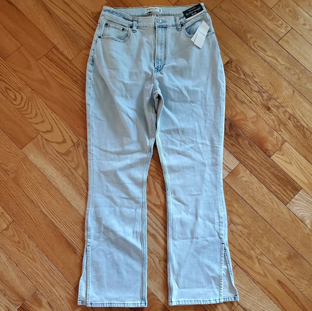 NWT A&F 30 Contemporary Curve Love Ultra High Rise Slim Straight Split Hem Jeans - Picture 3 of 14
